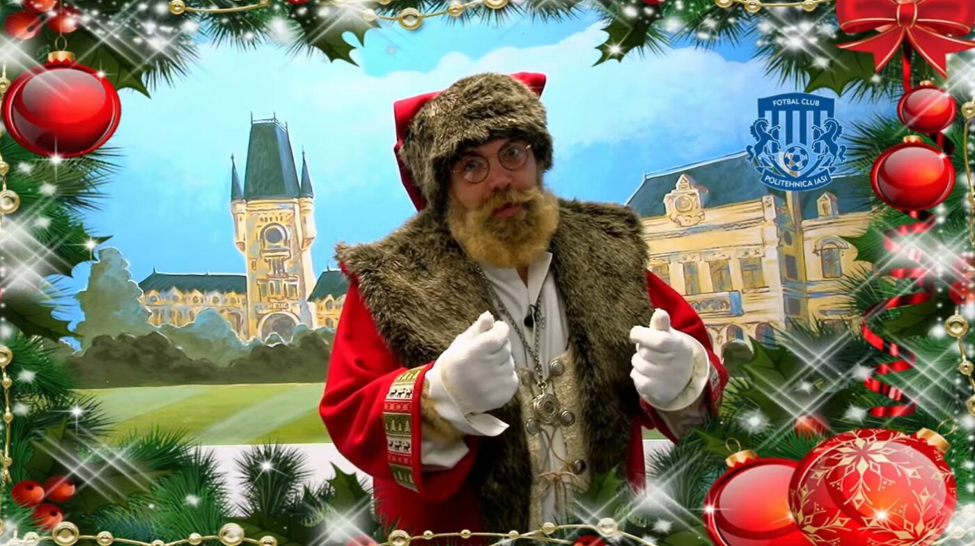 VIDEO | Moș Crăciun din Copou i-a făcut tactica pentru promovare lui Leo Grozavu și a avut un mesaj pentru conducerea Politehnicii Iași: ”Să aduceți jucători, dar ceva mai bunișori. Nu ne uităm la bănișori”