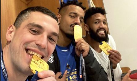 Nicolae Stanciu, cu gândul la România după ce a câștigat titlul de campion în China: „Dacă performanța asta aduce puțină bucurie, sunt cel mai fericit!”