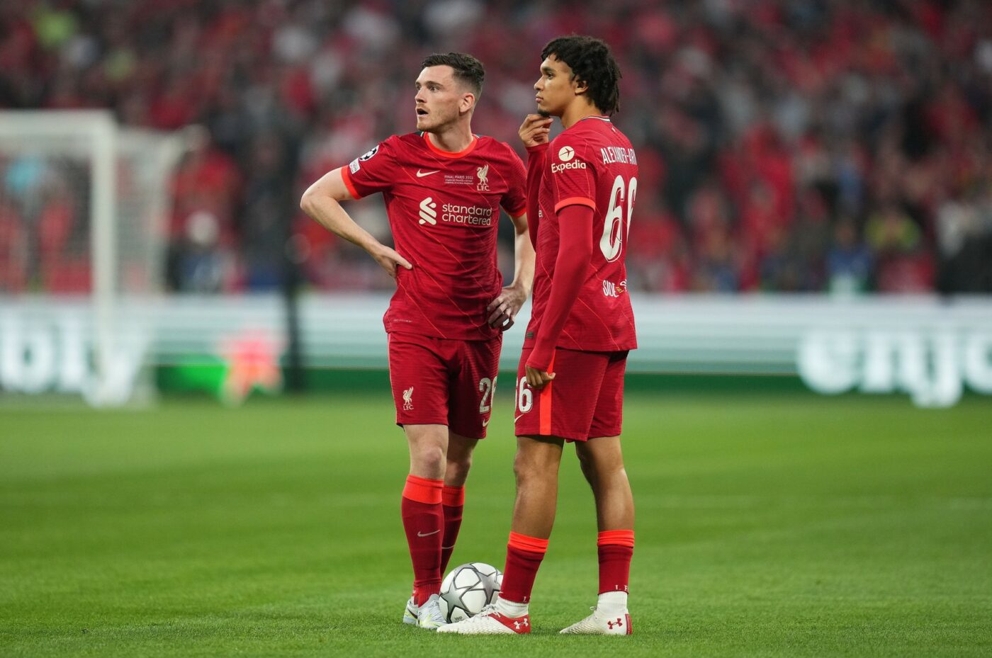 Record uluitor stabilit în meciul dintre Aston Villa și Liverpool: jucătorul lui Jurgen Klopp a devenit fundașul cu cele mai multe pase decisive din istoria Premier League! L-a depășit pe un fotbalist de la marea rivală Everton