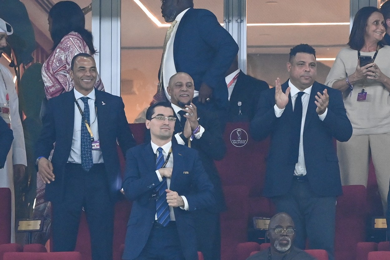 Ce a spus Răzvan Burleanu despre compania selectă pe care a avut-o la Campionatul Mondial: „Eu am fost lector, iar ei au fost studenți”