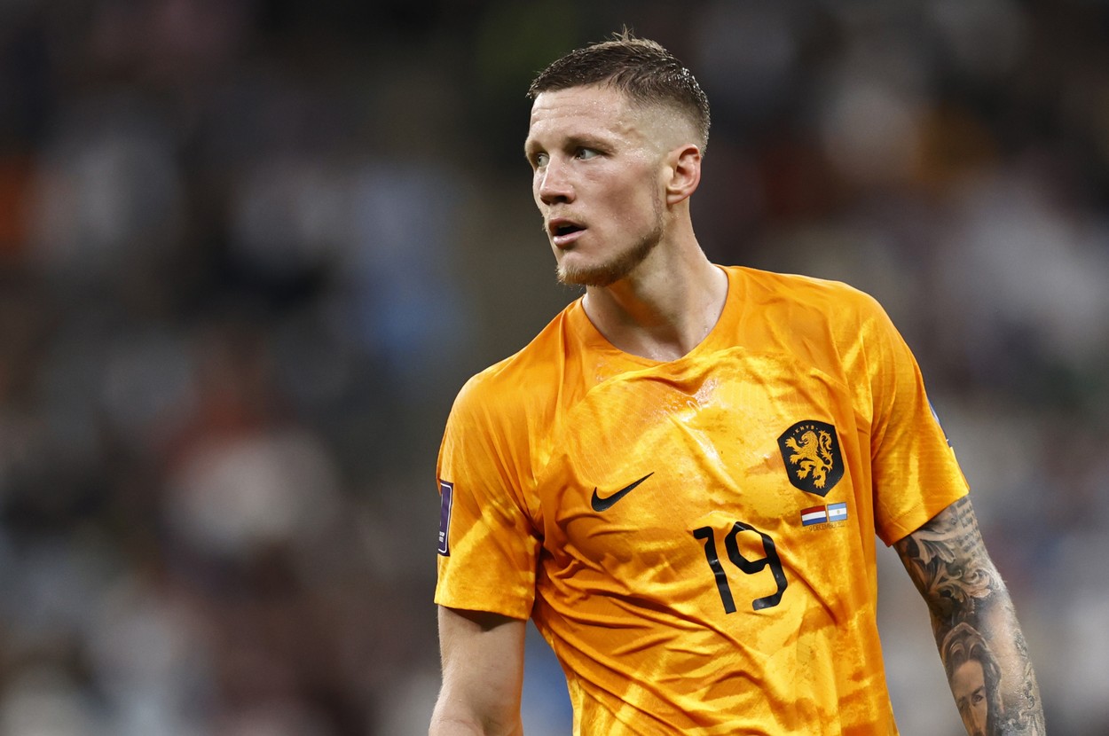 Wout Weghorst a ajuns să fie șicanat de un coleg de la Manchester United după ce Lionel Messi l-a jignit: „Uneori chiar râde”