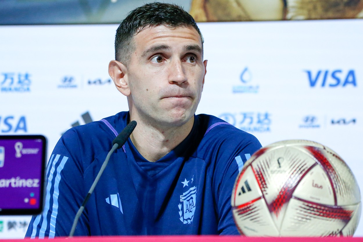 Emiliano Martinez îl atacă pe Kylian Mbappe înaintea finalei Campionatului Mondial din Qatar: „Nu știe destule despre fotbal”