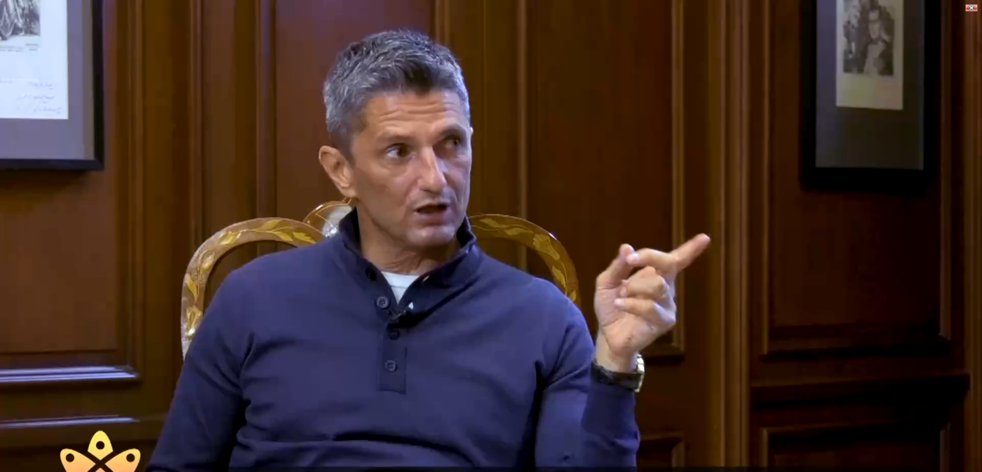 Clipele terifiante prin care a trecut Răzvan Lucescu la cutremurul din 1977: „Patul meu era distrus, era sub cărămizi! Ne-am mutat în cantonamentul lui Dinamo de la Săftica” | VIDEO