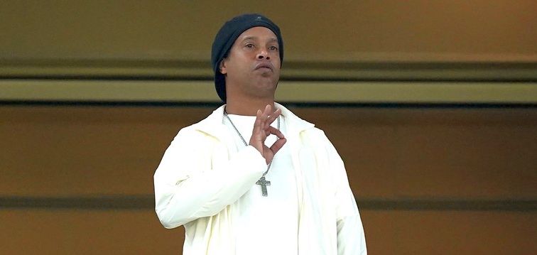 „Argentina, uite cum te aplaudă Ronaldinho!”. Brazilianul i-a aplautat pe Lionel Messi și compania în semifinala conta Croației