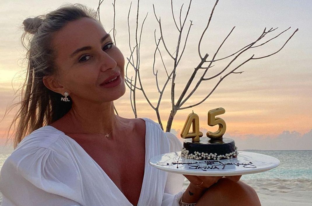 Crina Abrudan, soția lui Gabi Popescu, arată impecabil la 45 de ani! Imagini cu fosta prezentatoare tv | GALERIE FOTO