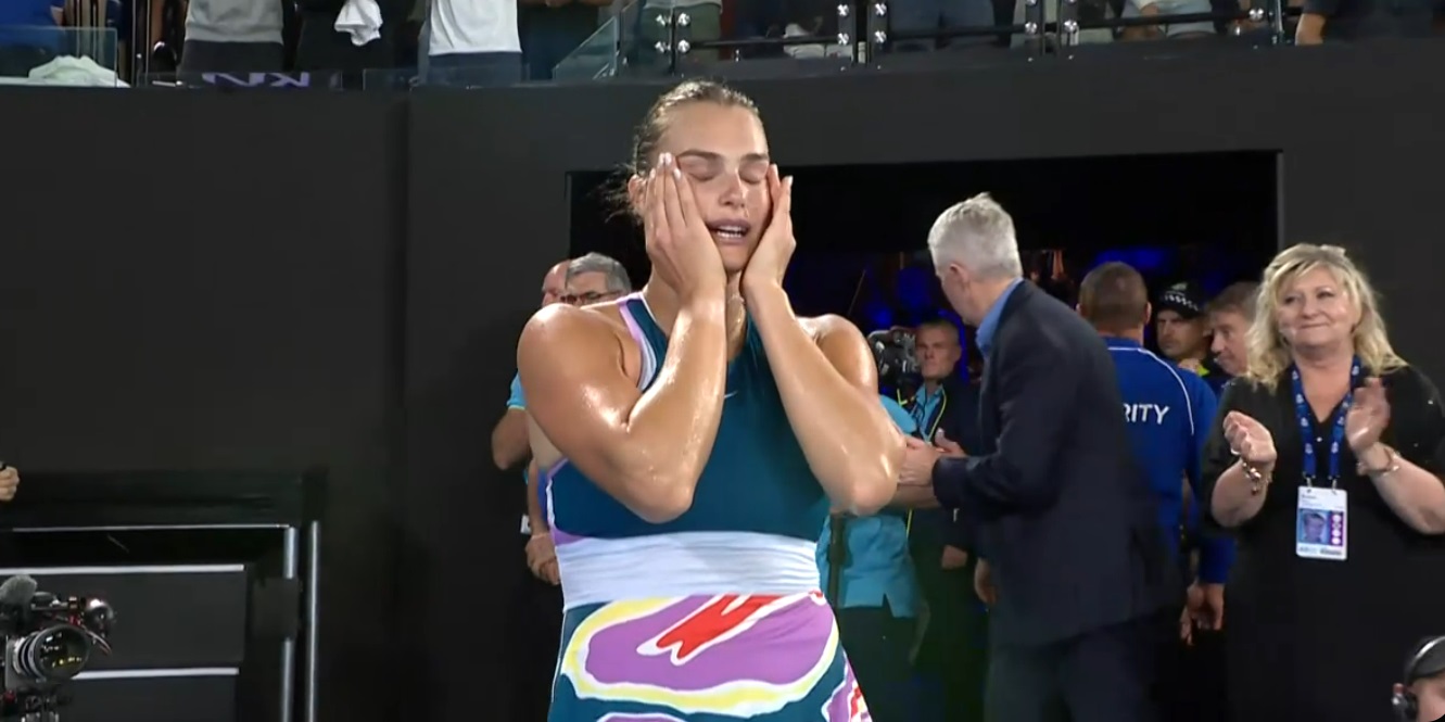 Aryna Sabalenka e campioană la Australian Open 2023 după o finală-maraton cu Elena Rybakina! Primul titlu de Grand Slam pentru bielorusă | VIDEO