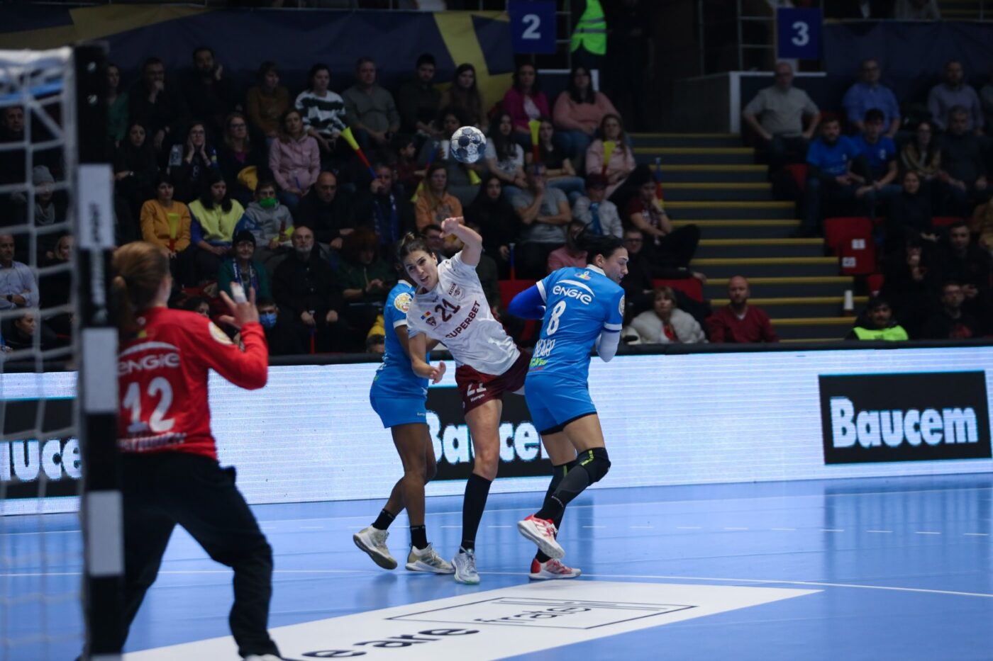 CSM București – Rapid 16-17. Spectacol total în „finala” din Sala Polivalentă