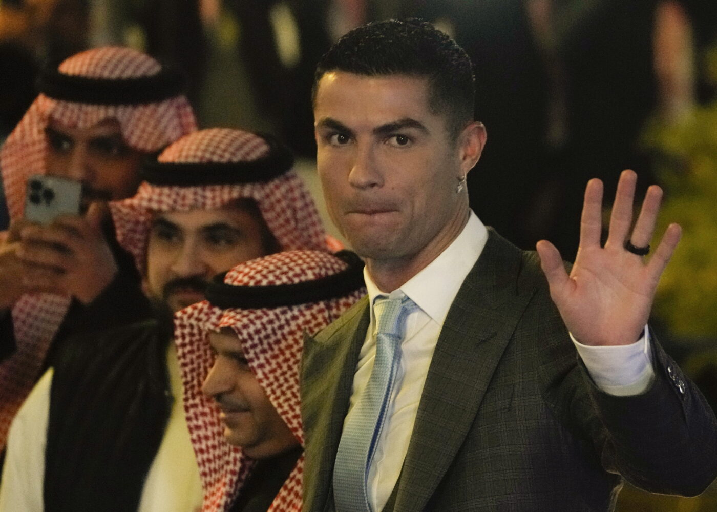 Clubul din Brazilia recunoaște negocierile cu Cristiano Ronaldo. „Oferta din Arabia Saudită a fost de 20 de ori mai mare!” Ce salariu îi pregăteau brazilienii