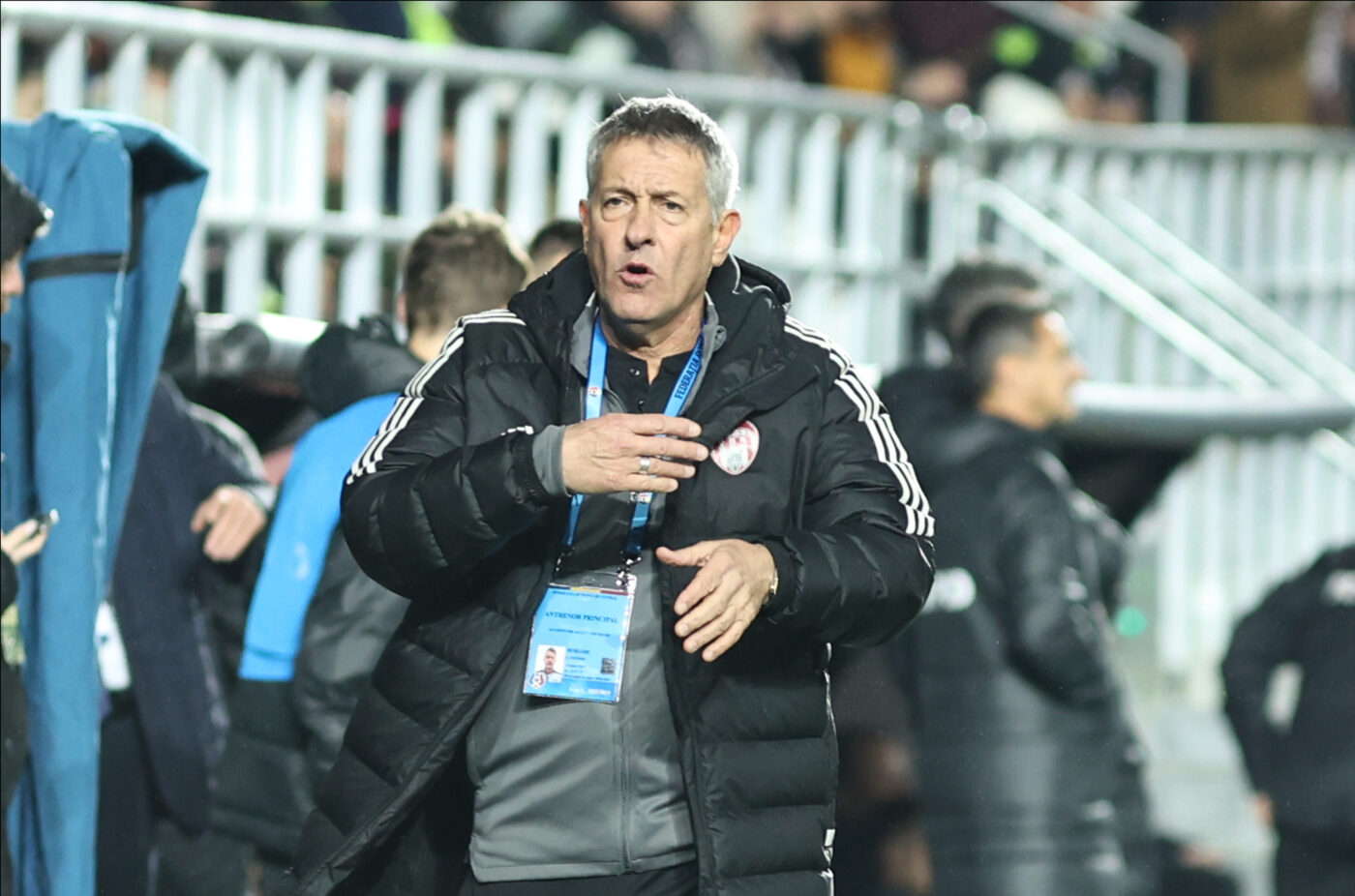 Prima decizie luată de Sepsi Sf. Gheorghe după ce meciul cu FC U Craiova a fost oprit din cauza scandărilor xenofobe! Roland Niczuly și antrenorul Cristiano Bergodi au confirmat: „Asta facem!” | FOTO