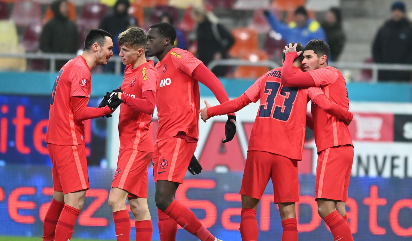El e cel mai iubit jucător de la FCSB! Este comparat cu Mirel Rădoi. „Nouă din 10 îmi cer tricoul lui!”