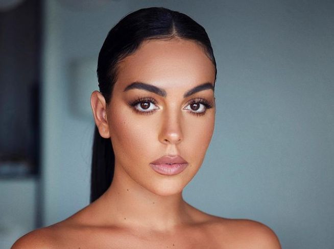 Sacrificiile uriașe pe care trebuie să le facă Georgina Rodriguez dacă vrea să stea în același apartament cu Cristiano Ronaldo, în Arabia Saudită