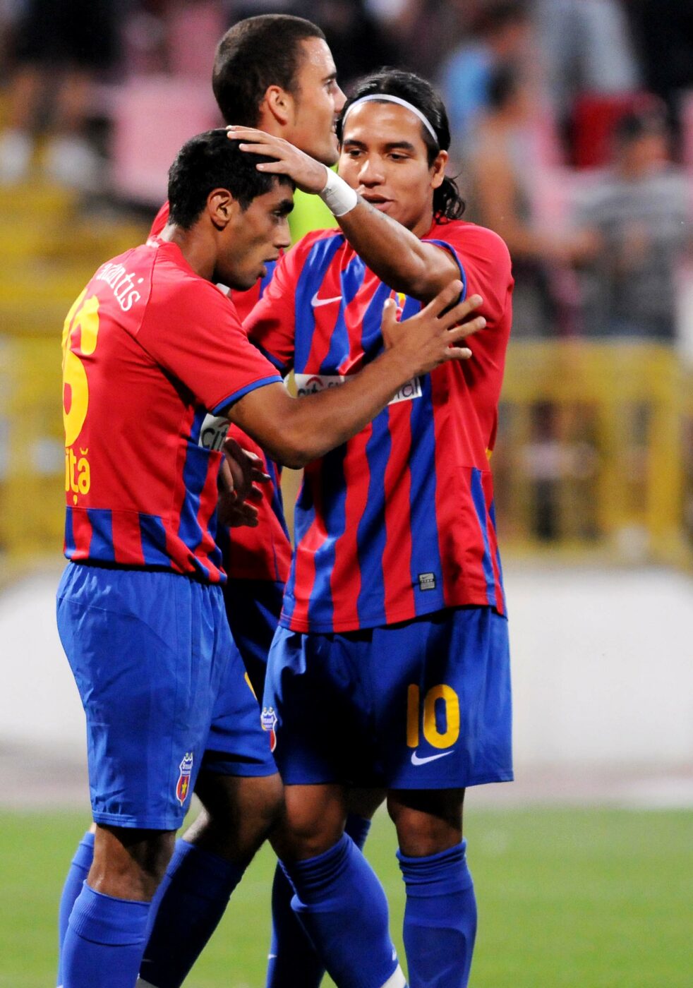 Bănel Nicoliță a rememorat un moment uluitor de la antrenamentele lui FCSB sub comanda lui Marius Lăcătuș: „Făcea figuri! Când i-a tras una…”