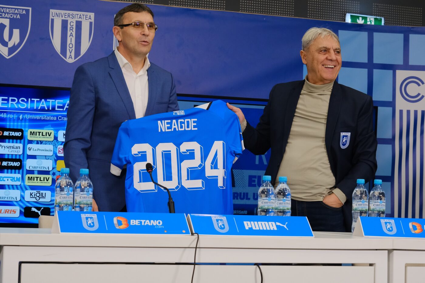 Universitatea Craiova i-a găsit înlocuitor lui Eugen Neagoe. „El e antrenorul principal!” Mihai Rotaru a anunțat când ar putea să stea „Geană” pe banca oltenilor