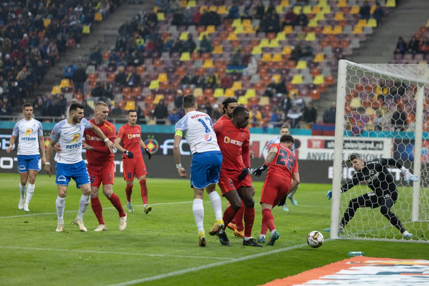 FCSB – Farul 2-1, Live Video Online, în runda cu numărul 23 din Superliga. Andrea Compagno marchează din penalty!