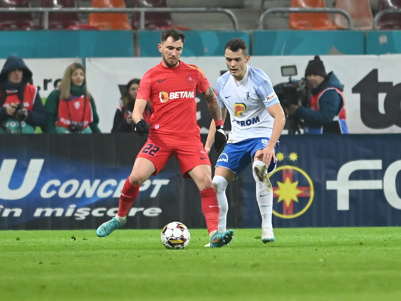 Deian Sorescu, luat la țintă de Gigi Becali! Ce s-a întâmplat cu fotbalistul la FCSB – Farul Constanța