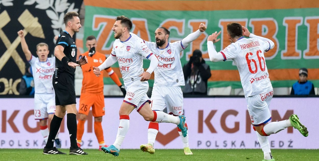Cum o poate ajuta Deian Sorescu pe FCSB: „Poate să facă legea precum Radunovic!” | VIDEO EXCLUSIV ProSport Live