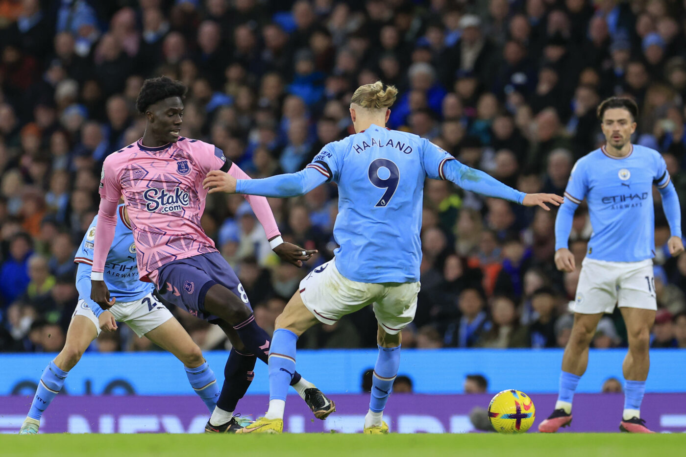 Ponturi pariuri pentru Chelsea Londra – Manchester City, meci aparent dezechilibrat în Premier League (P)