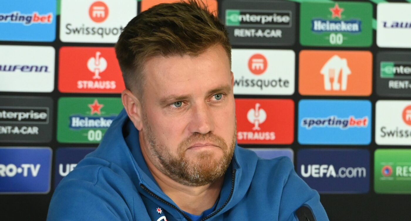 Pintilii nu are nici măcar BAC-ul! Anunț halucinant despre omul care joacă rolul antrenorului la FCSB, deși nu are Licența Pro