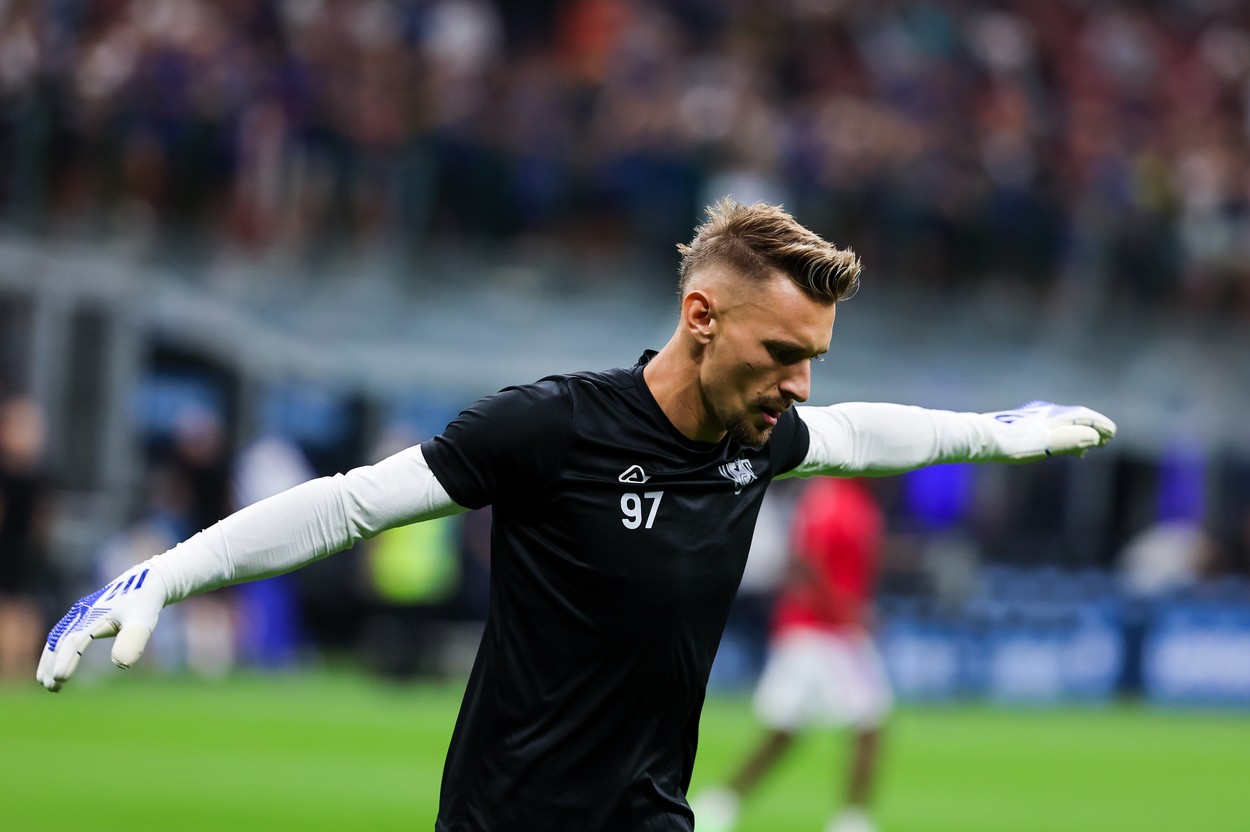 Presa din Franța anunță transferul iminent al lui Ionuț Radu. Formația care i-a luat fața lui Lorient și îl transferă pe portarul român