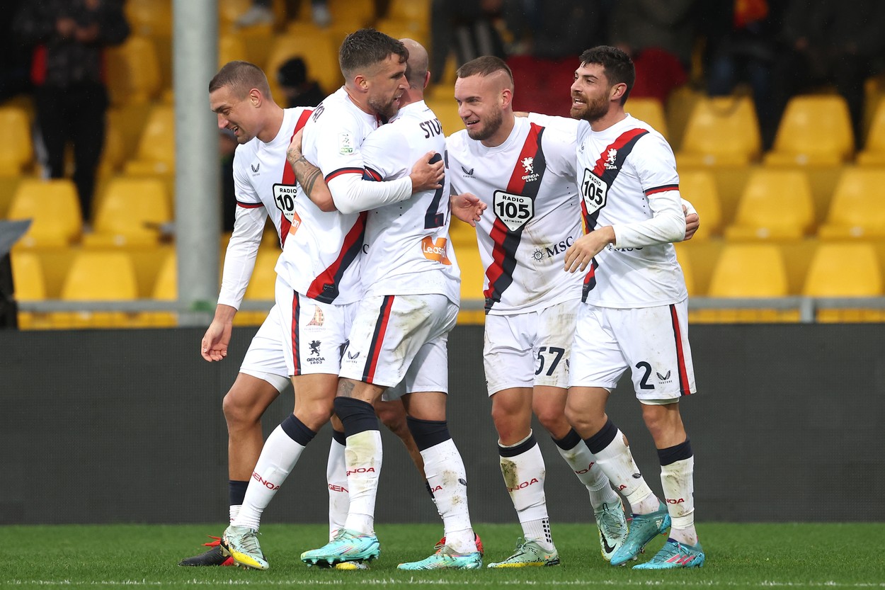 Notele primite de George Pușcaș și Radu Drăgușin, după ce românii au ajutat-o pe Genoa să câștige cu Benevento: „A fost providențial”