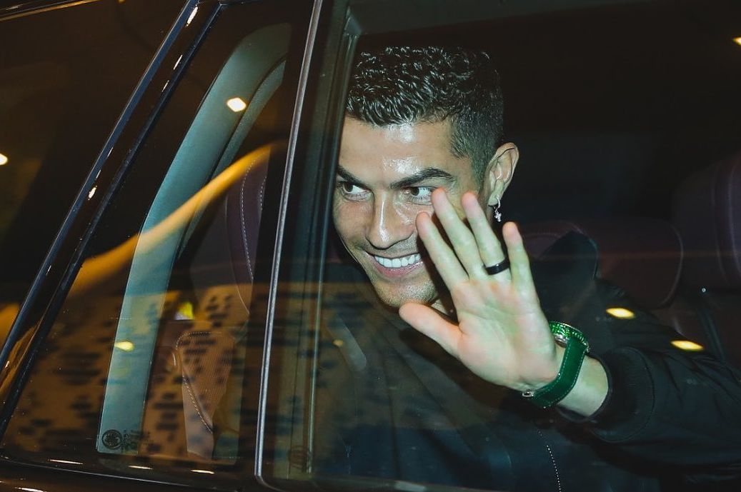 Cristiano Ronaldo se scaldă în lux în Arabia Saudită! Ce cadou a primit de la echipa Al-Nassr. Mulți ar fi invidioși