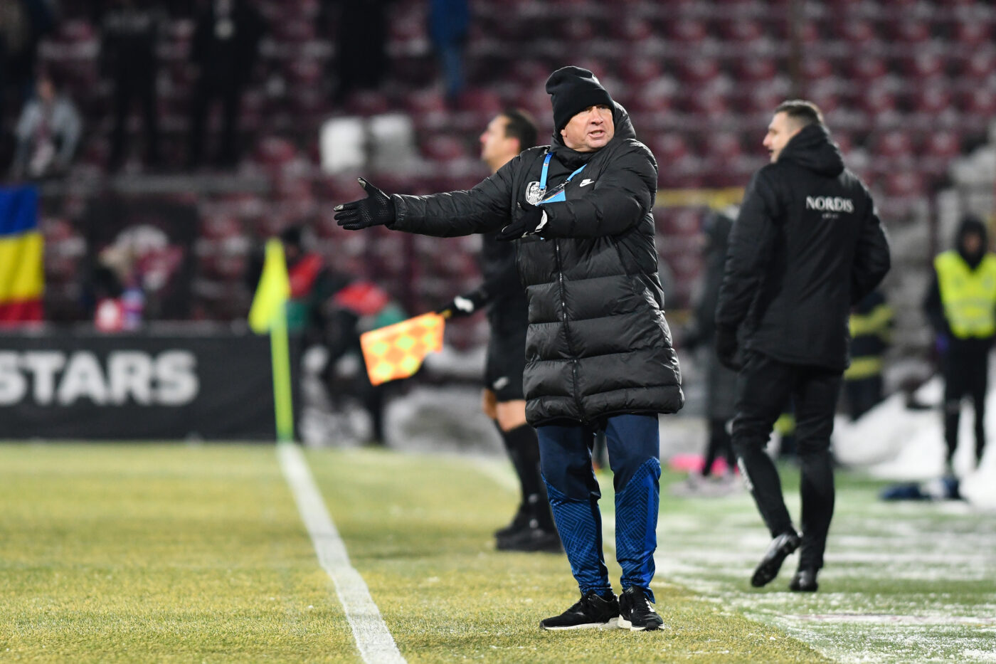 Dan Petrescu a dezvăluit ce le lipsește celor de la CFR Cluj, după eșecul din derby-ul cu FCSB: „Asta vede toată lumea”