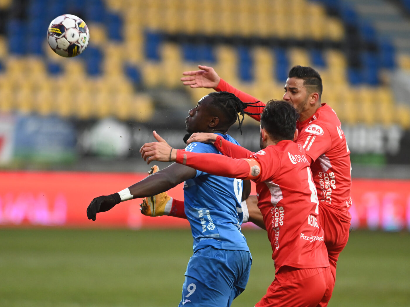 Chindia Târgoviște – UTA Arad, 2-1, în etapa 24 din Superliga. Echipa condusă de Toni Petrea urcă până pe locul 8 al clasamentului