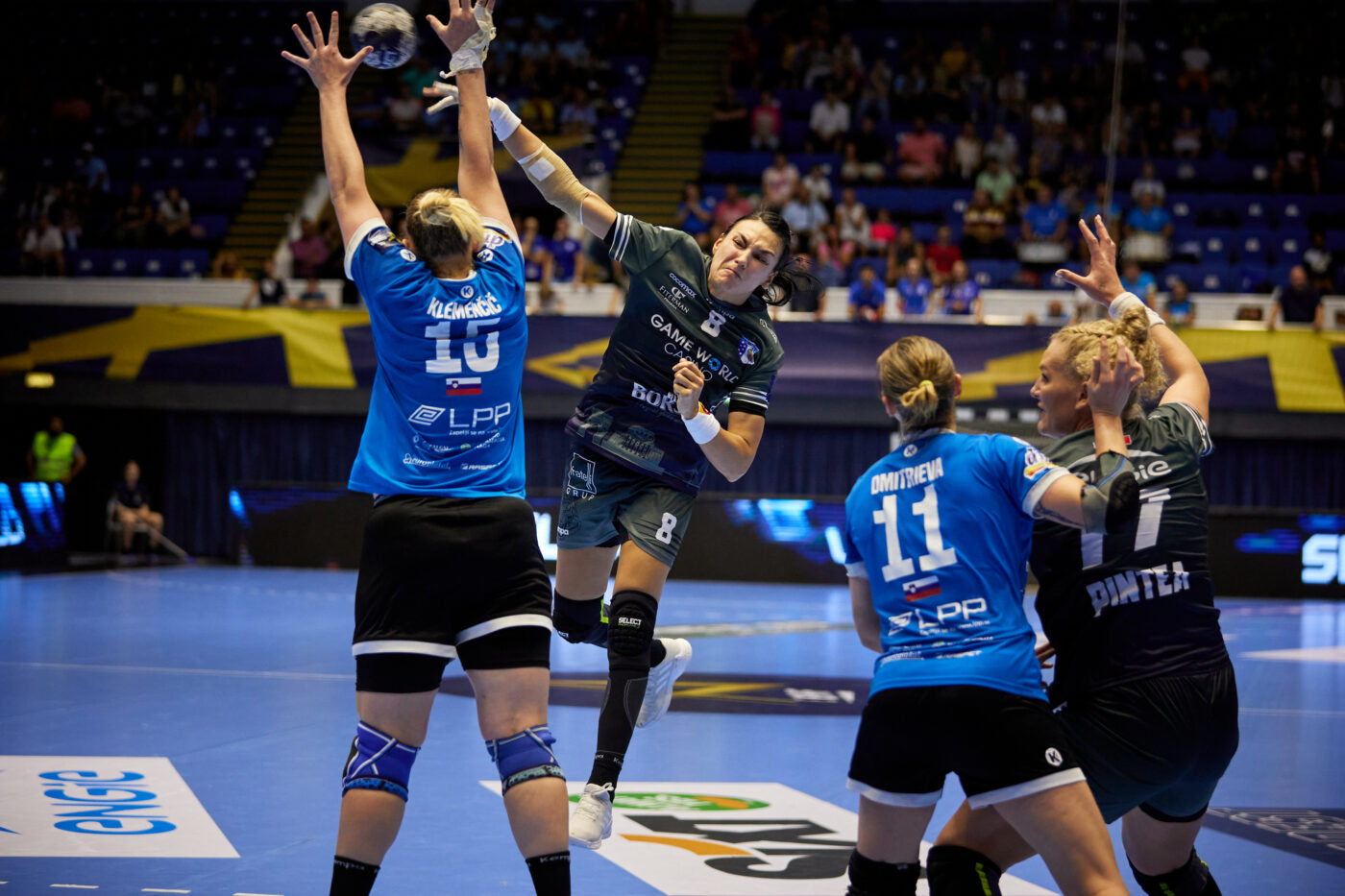 CSM București, înfrângere cu Krim Ljubljana! Neagu & Co au ratat locul 1 în grupele Ligii Campionilor! Cu cine vor juca „tigroaicele” în sferturi