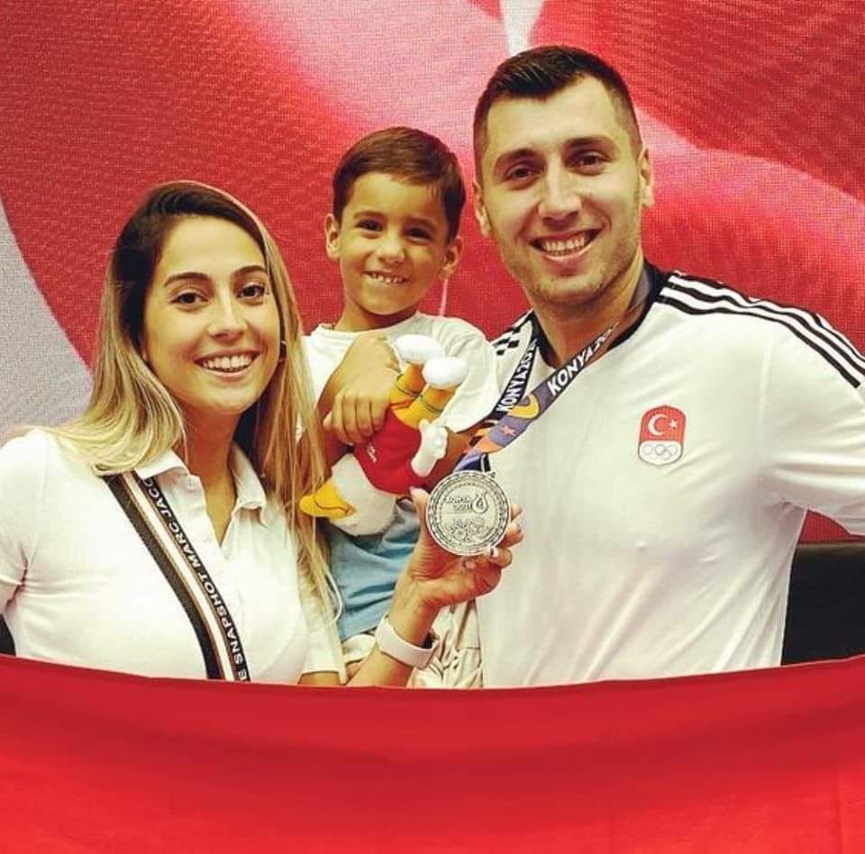 Dramă în lumea sportului după cutremurul devastator din Turcia! Fostul handbalist din România, găsit decedat lângă soția însărcinată și băiatul lor. „Au rămas sub dărâmăturile casei!”