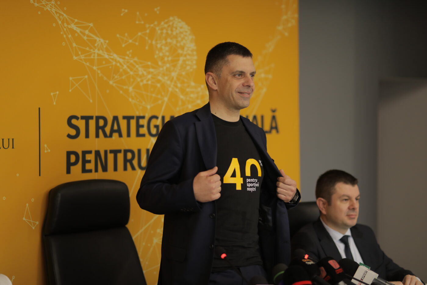 Clubul Rapid critică strategia ministrului Eduard Novak privind obligativitatea unui procent de 40% de sportivi români la sporturile de echipă: „Este o măsură ca să iasă în față cu ceva!” | VIDEO EXCLUSIV ProSport Live