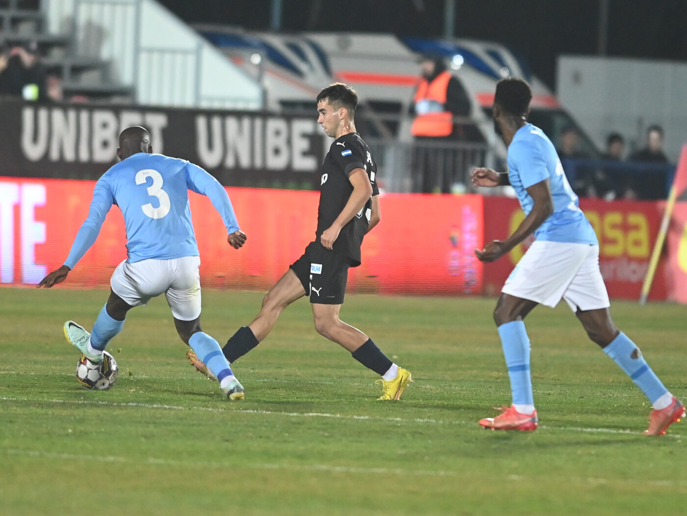 Eugen Neagoe a mizat pe noul puști minune din Bănie, încă din primul al meciului cu FC Voluntari. Cine e David Sala, înlocuitorul lui Alex Crețu