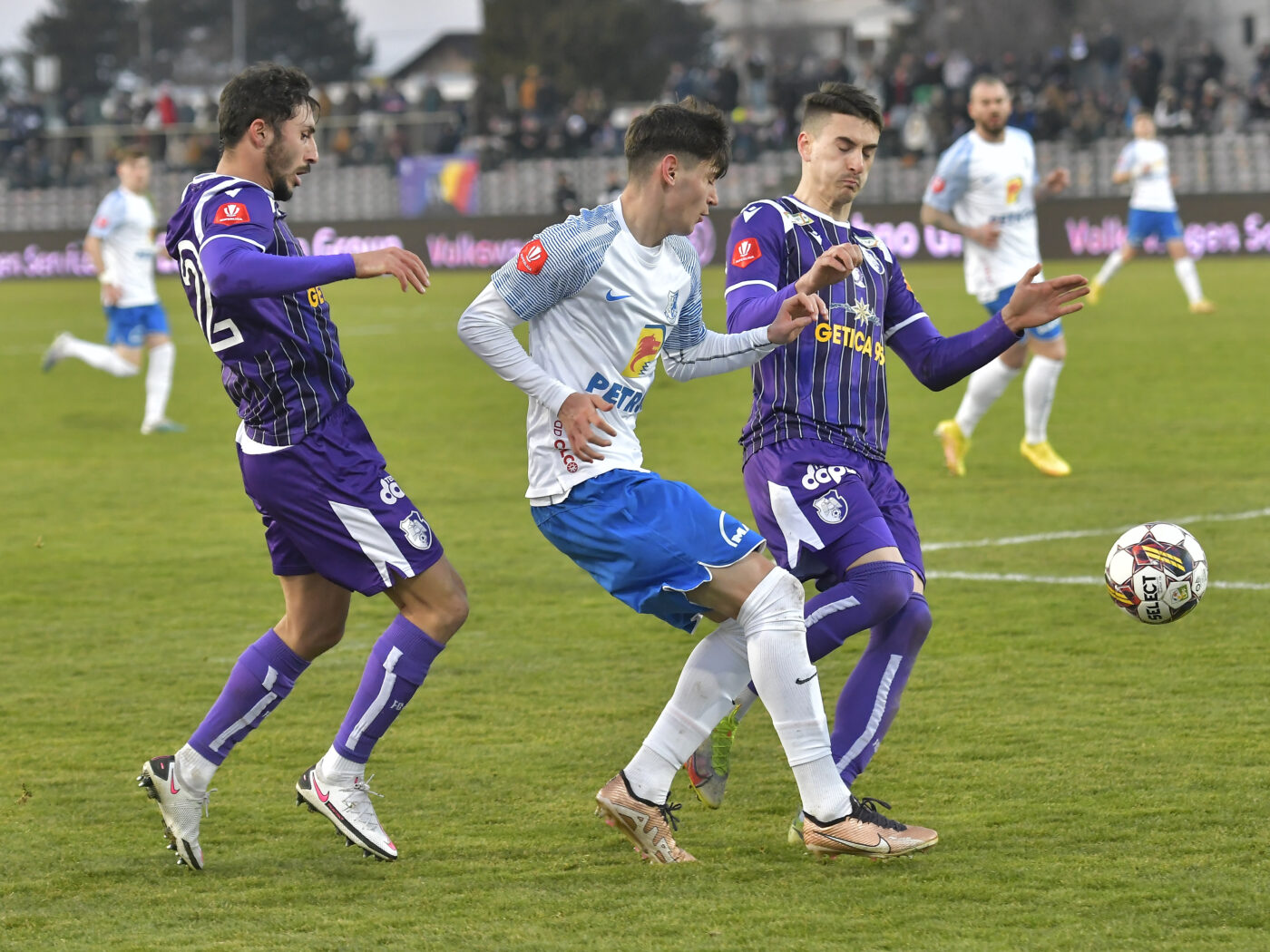 FC Argeș – Farul Constanța 0-0! Pas greșit pentru echipa lui Gică Hagi în lupta pentru primul loc în Superliga