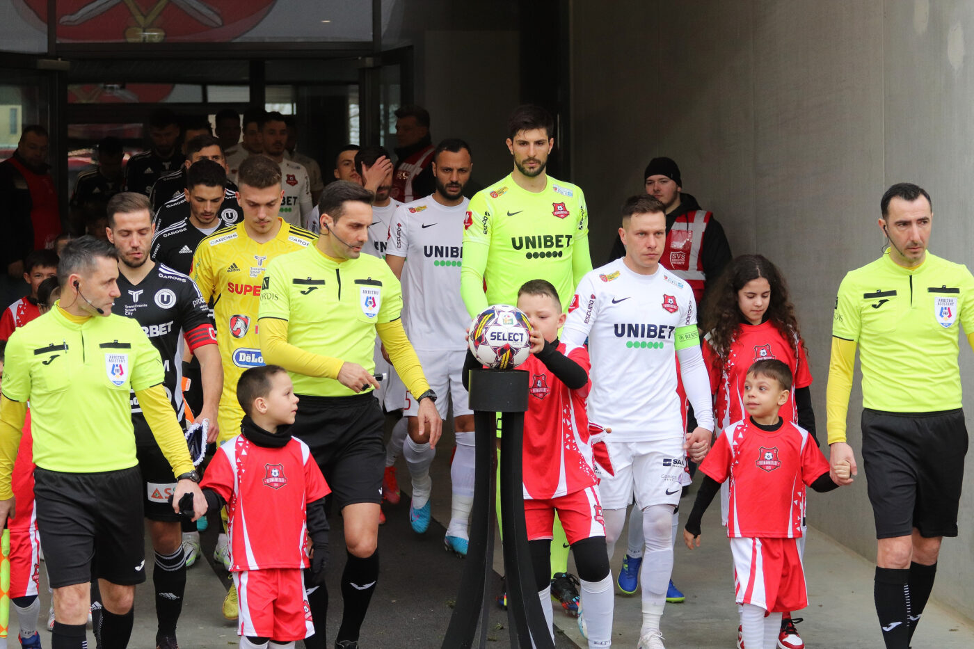Primele două achiziții ale Argeșului, jucători care vara trecută promovau în prima ligă cu echipele lor, FC Hermannstadt și ”U” Cluj