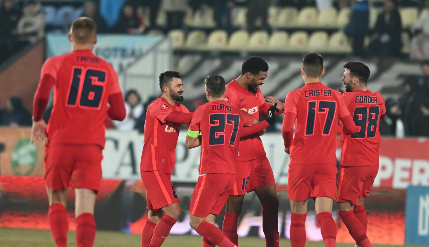 Primul fotbalist la care FCSB renunță în vară, dacă va câştiga titlul în Superliga! A fost titular mult timp, fanii l-au contestat, iar acum patronul Gigi Becali a „scăpat” porumbelul!