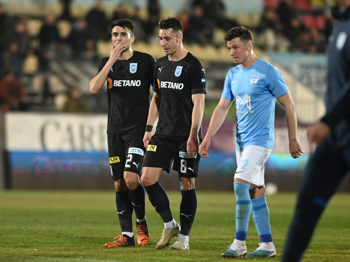 Universitatea Craiova, distrusă după înfrângerea cu FC Voluntari. „O echipă mică!” Nici Eugen Neagoe nu a scăpat. „Primul 11 a fost ratat!”