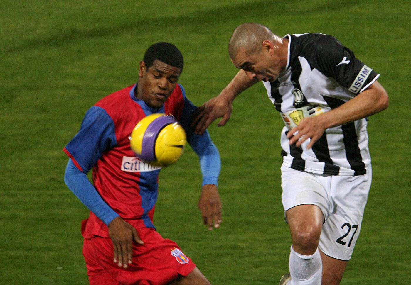Jucătorul acuzat de Gigi Becali că a făcut blat cu CFR Cluj, viață ca în filme. A jucat până la 42 de ani și a fost arestat de cinci ori! Cum arată în prezent