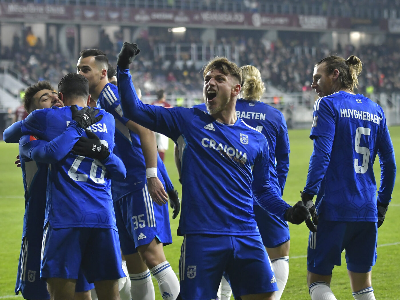 Jucătorii lui FC U Craiova nu mai vor meciuri fără fani după victoria din Giulești: „E ca un amical!”