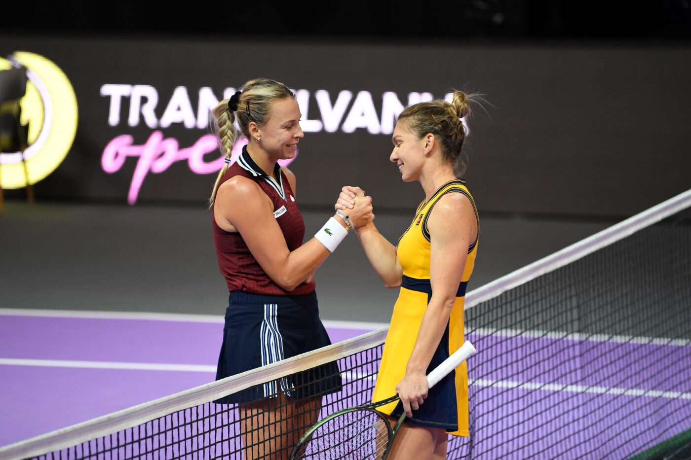 Rivala Simonei Halep are o relație cu un fotbalist din Superliga! Cei doi se iubesc de 3 luni și tânăra a venit special pentru jucător în România | GALERIE FOTO