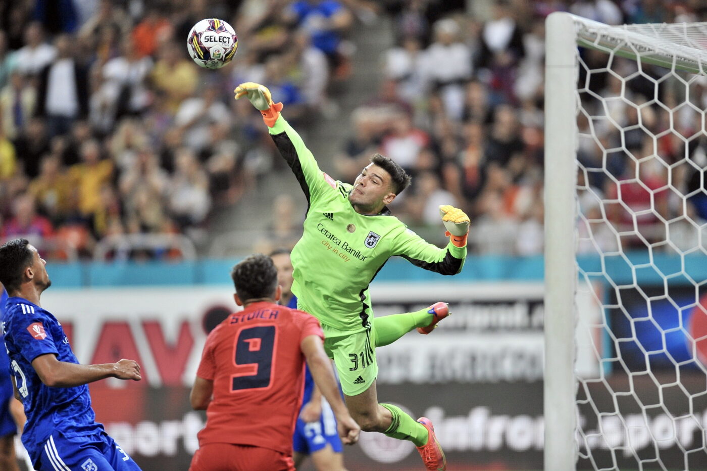 Scandal uriaș la FC U Craiova după dezvăluirile ProSport! Robert Popa, acuzații grave la adresa lui Adrian Mititelu. „M-a amenințat ca un cămătar! Nu mai am cum să merg la antrenamente!”