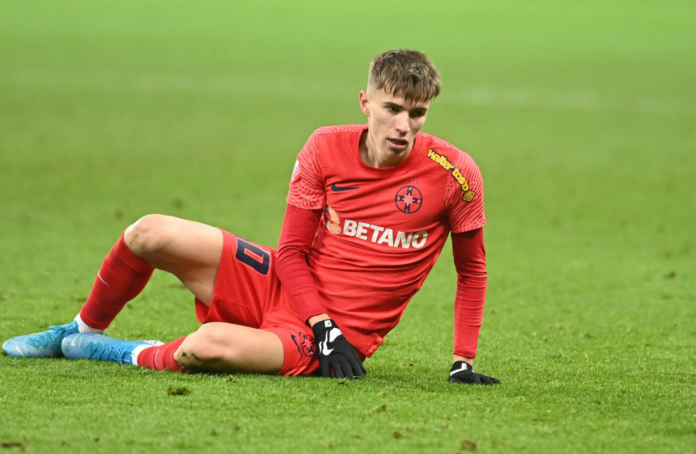 Tavi Popescu, în pericol la FCSB? Strategia lui Becali îi poate distruge cariera. „Îl înmormântezi pe ăsta mic? Gigi este influențat de cineva!” | VIDEO EXCLUSIV ProSport LIVE
