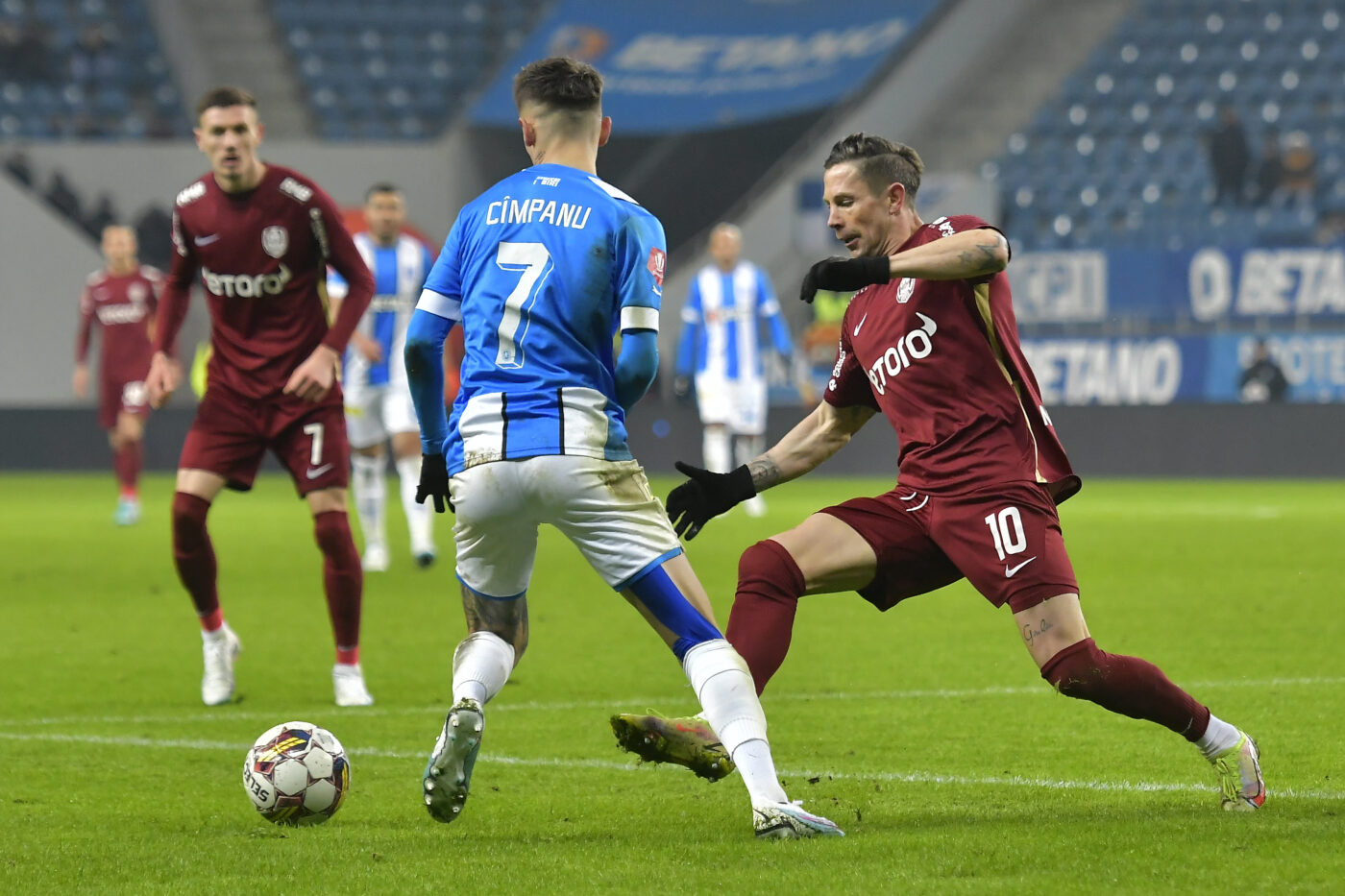 CFR Cluj, criticată dur după eșecul din partida cu Universitatea Craiova: „Este incredibil! Nu credeam că pot vedea în prima ligă așa ceva”