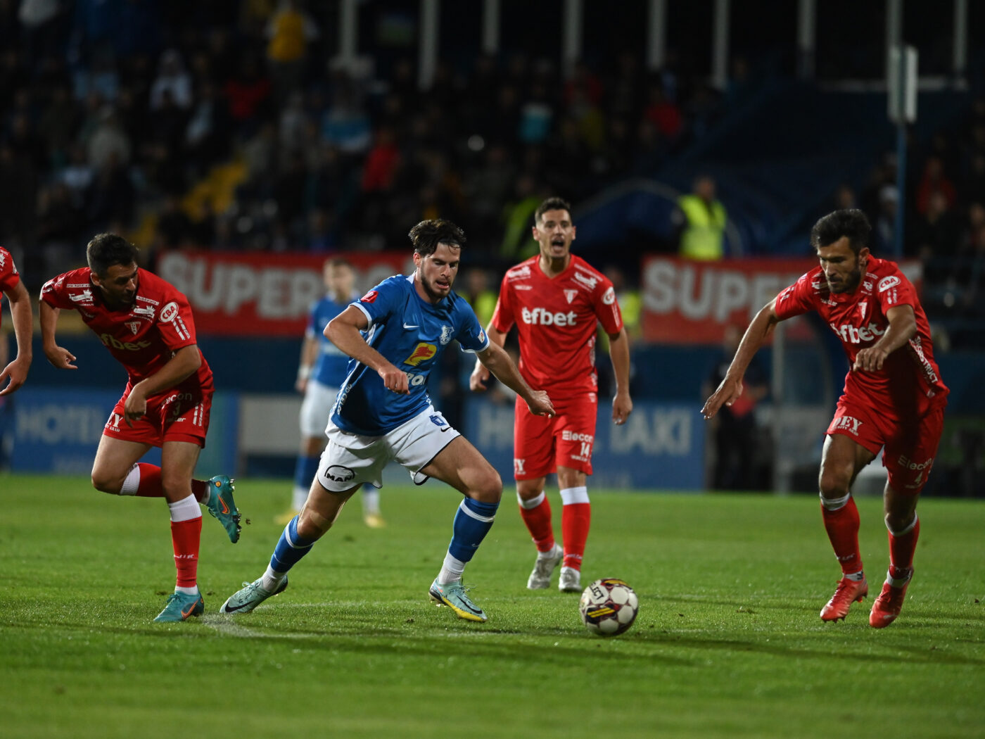 UTA Arad – Farul Constanța 0-0, Live Video Online în etapa 27 din Superliga. Ocazie mare a lui Roger
