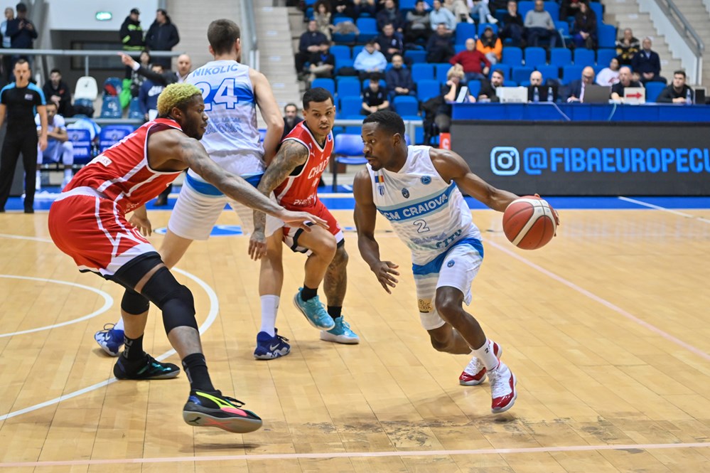 SCMU Craiova, învinsă de formaţia franceză Cholet, în FIBA Europe Cup. Oltenii nu mai au şanse de calificare, în timp ce Oradea mai speră la sferturi