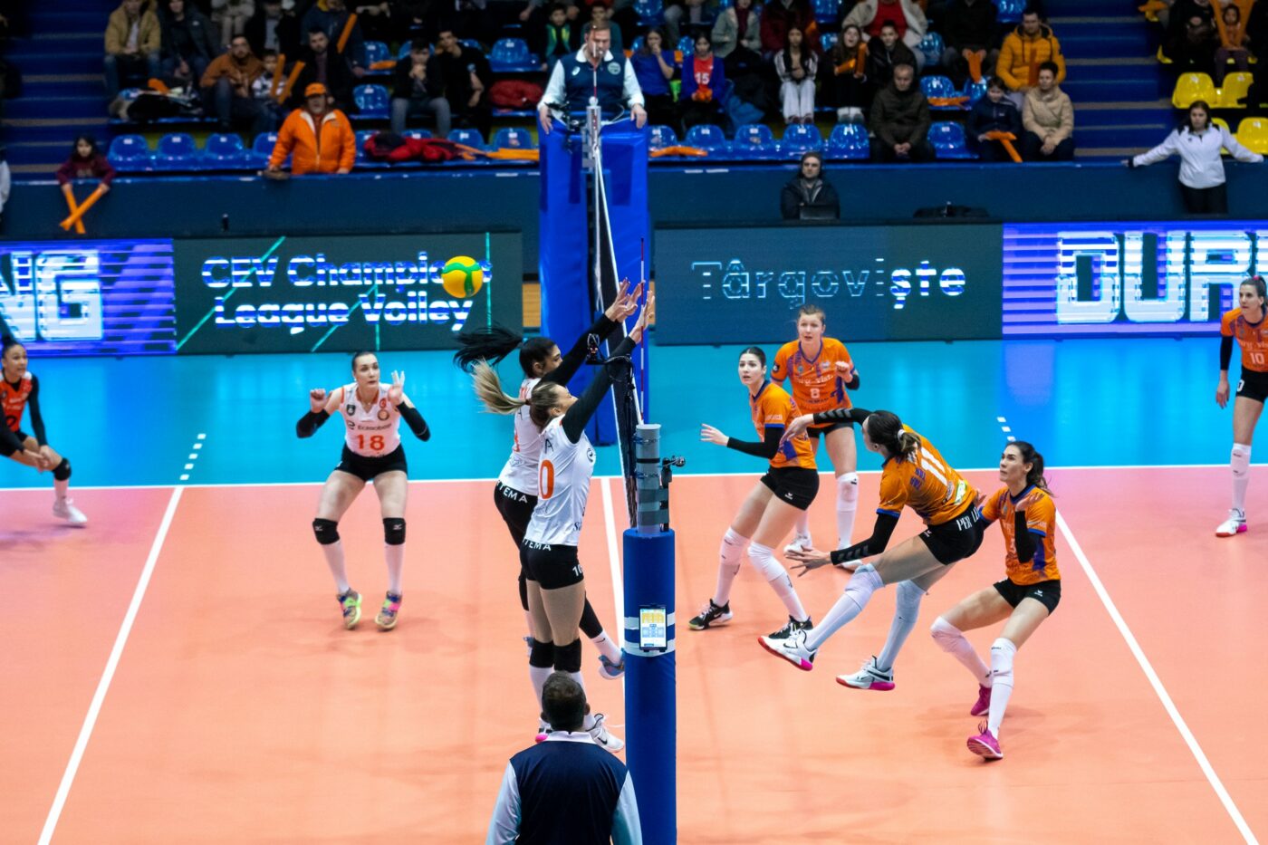 De-un set speranță! CSM Târgoviște a pierdut cu Eczacibași, 0-3, dar va continua parcursul european în CEV Cup
