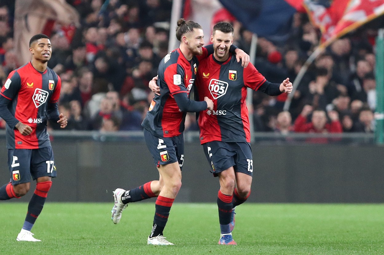 Radu Drăgușin, încă o prestație bună în Serie B! Ce au făcut cei trei români de la Genoa în duelul cu Cagliari, fosta echipă a lui Răzvan Marin