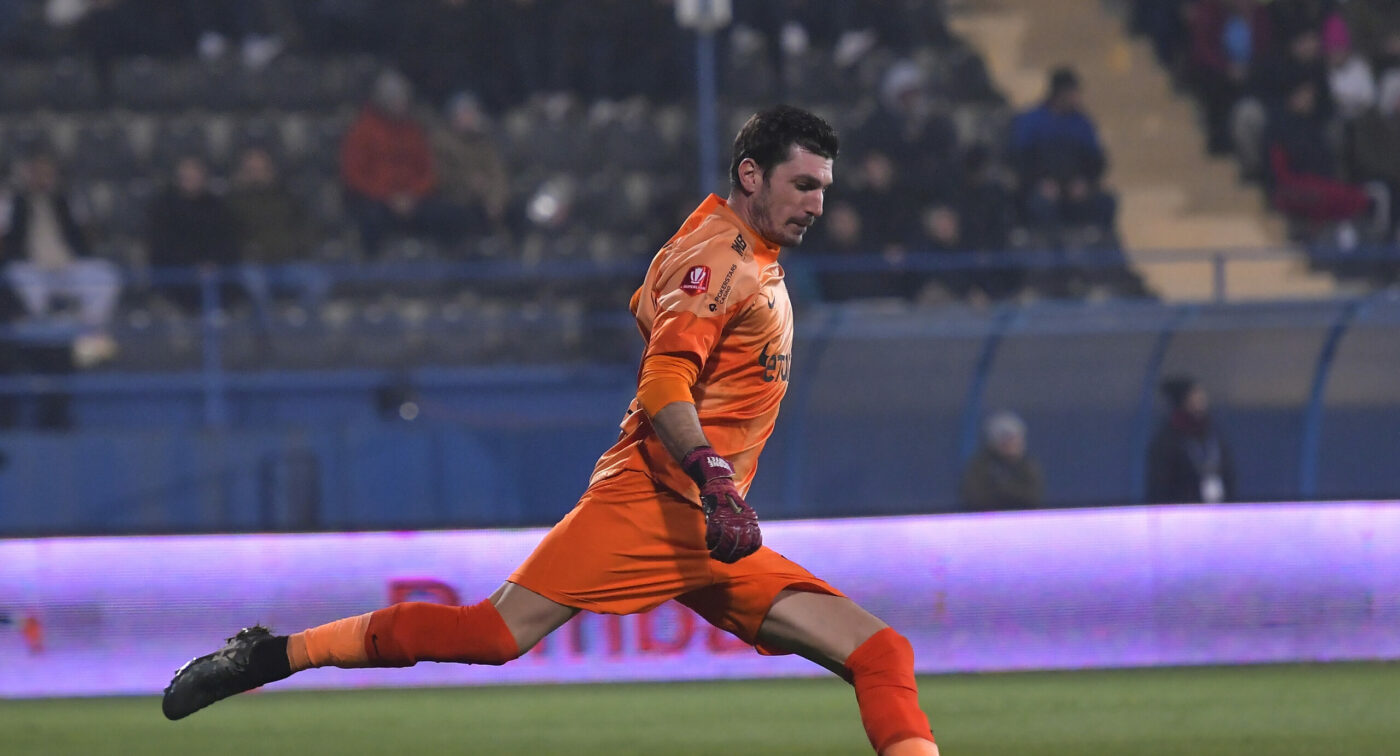 Jucătorii lui CFR Cluj au lăsat capul în pământ după înfrângerea cu FCSB: „Nu avem nicio scuză! Mergem acasă triști”