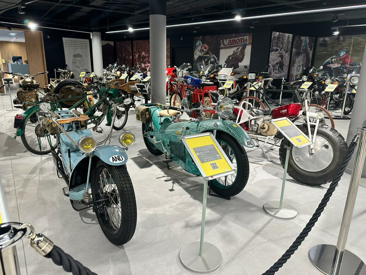 Turați motoarele naționalei pentru EURO! Reportaj inedit, video și foto, printre sute de motociclete de colecție în Andorra! | EXCLUSIV