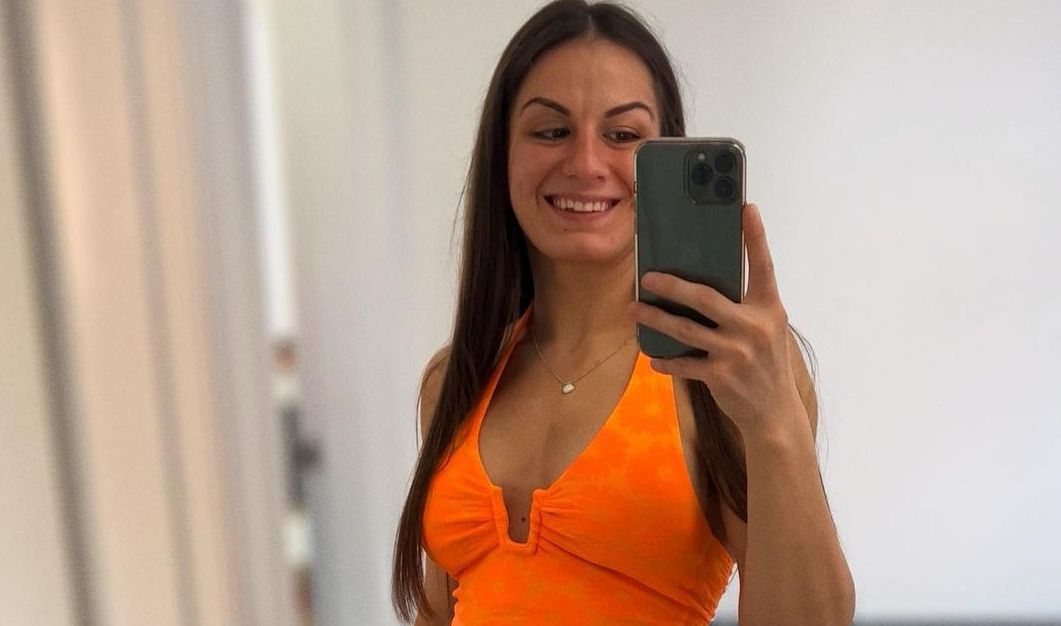 Cea mai frumoasă luptătoare din lume e româncă, dar și campioană pe OnlyFans. Cât a ajuns să câștige din platforma pentru adulți
