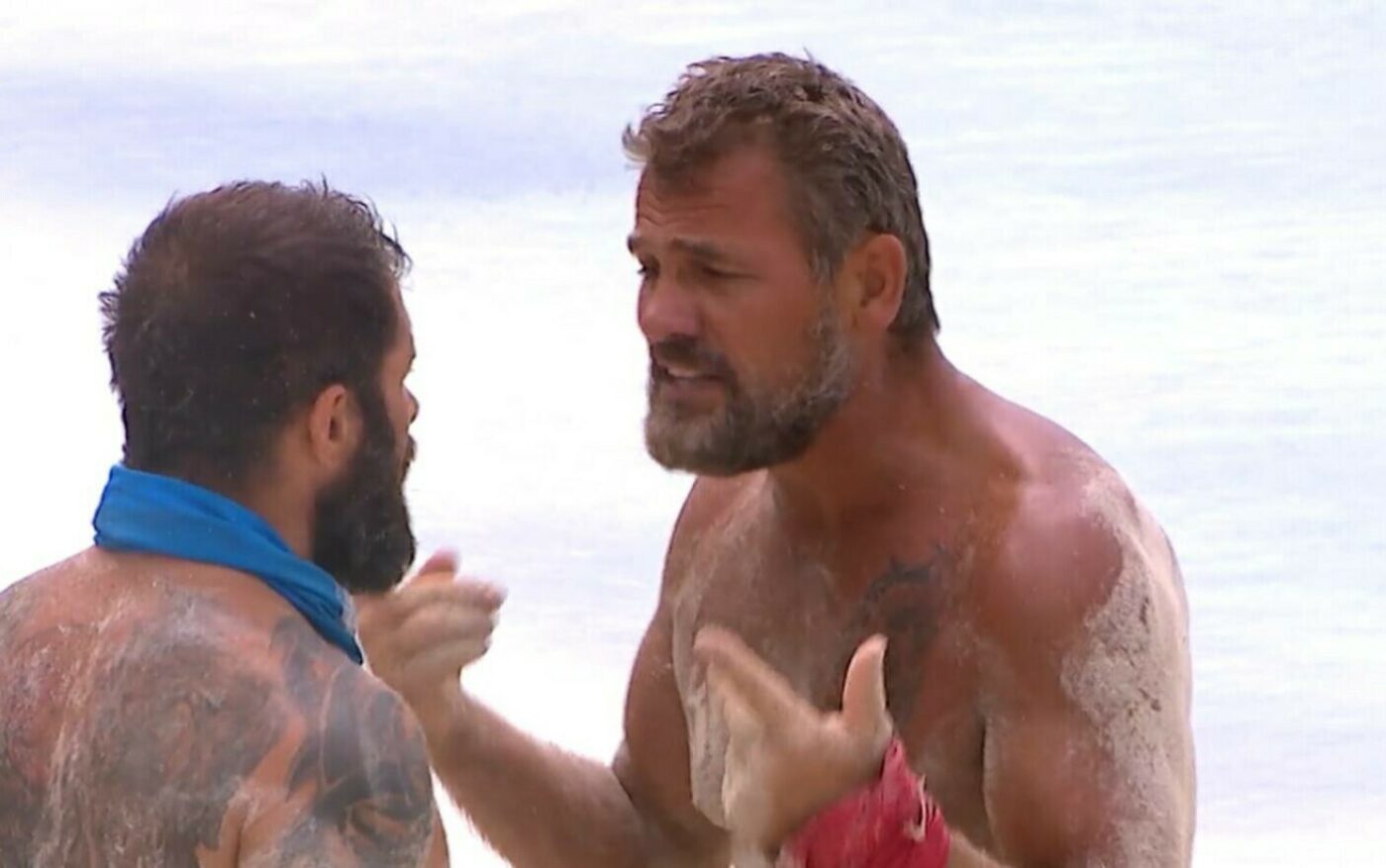 Ce se întâmplă la Survivor România îi depășește limitele până și lui Ionuț Iftimoaie! Fostul luptător K1 a cedat presiunii în lupta cu un adversar și prezentatorul Dan Pavel a intervenit dur: „Nu tolerăm violența!”