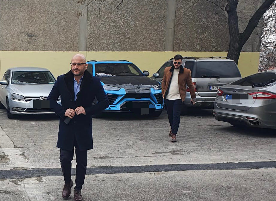 Adrian Mititelu, aroganță la sediul LPF! A fost adus de un bolid care valorează peste jumătate de milion de euro | GALERIE FOTO